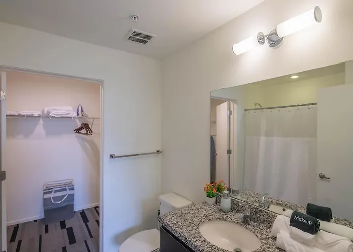 Adorable 1bd - Downtown - Gym, Pool, Parking Phoenix