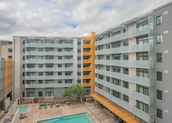 Apartment Adorable 1bd - Downtown - Gym, Pool, Parking