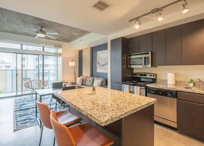 Adorable 1bd - Downtown - Gym, Pool, Parking Apartment Phoenix