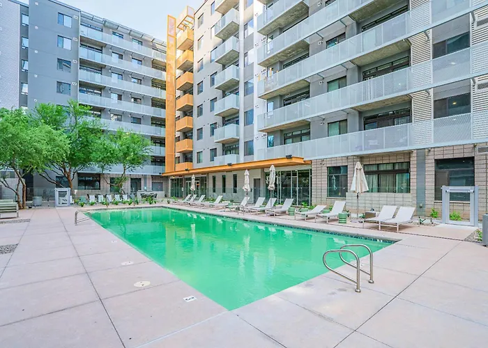 Apartment Adorable 1bd - Downtown - Gym, Pool, Parking
